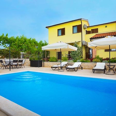Apartmani Hrelja Labinci Esterno foto