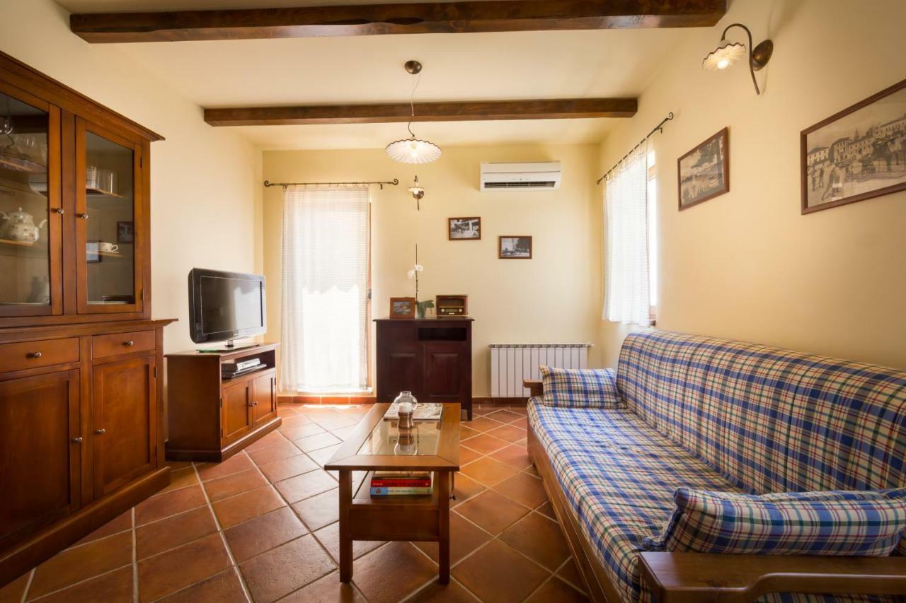 Apartmani Hrelja Labinci Esterno foto